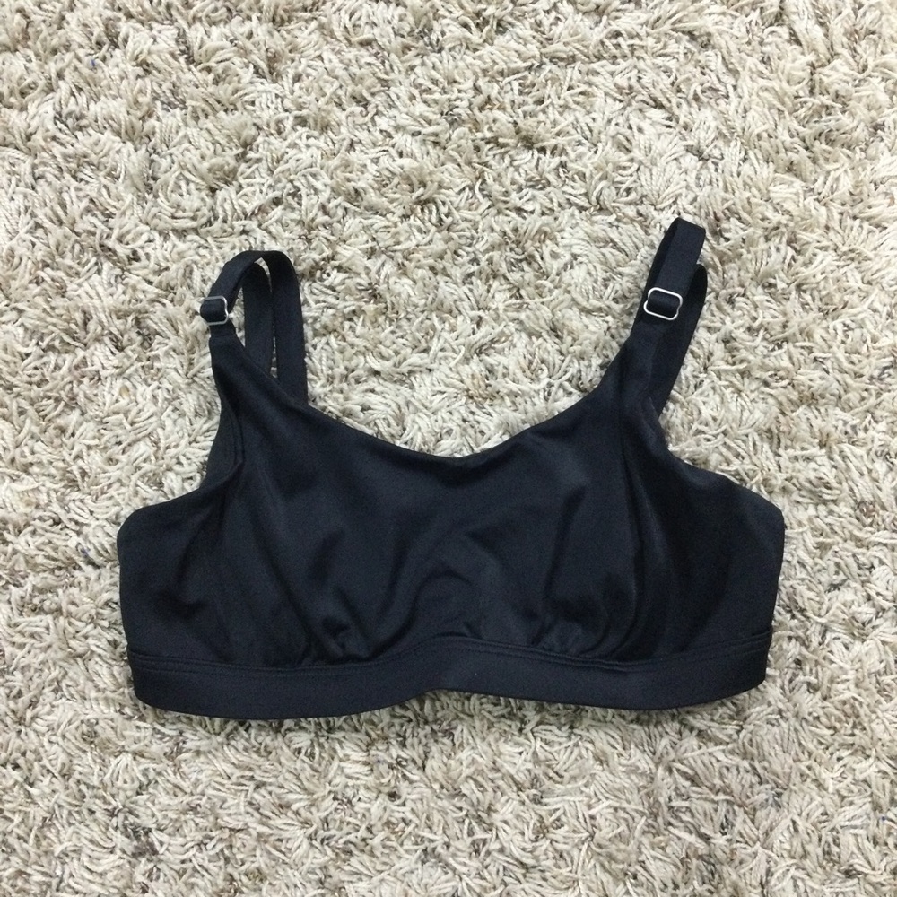 Athleta‎ swim top  Womens size 32D black